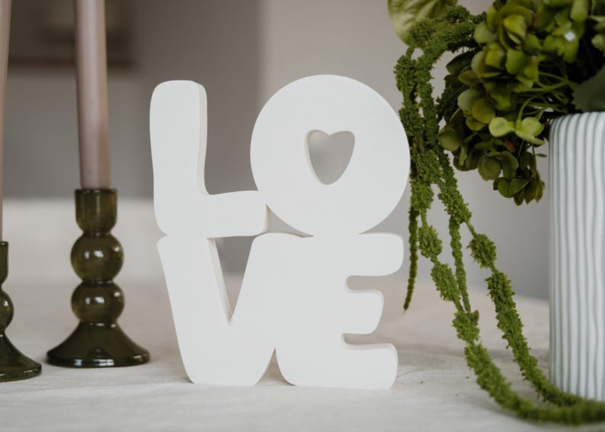 LOVE Schriftzug 3D